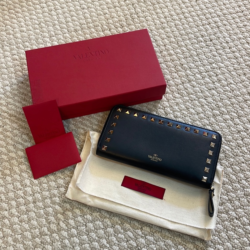 Valentino Rockstud Leather Continental Wallet